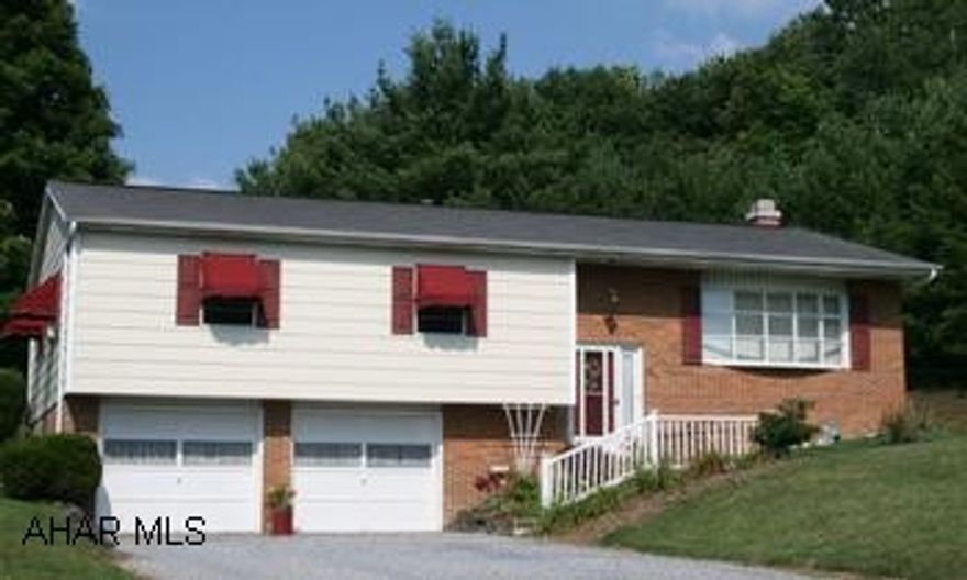 Desireable Logan Twp. / Bellmeade Location - Well Kept & Decorated - On Large Corner Lot - 15x25 Fam. Rm., W / Fireplace & Bar - Private Covered Deck - All Appliances - Low Taxes Desireable Logan Twp. / Bellmeade Location - Well Kept & Decorated - On Large Corner Lot - 15x25 Fam. Rm., W / Fireplace & Bar - Private Covered Deck - All Appliances - Low Taxes