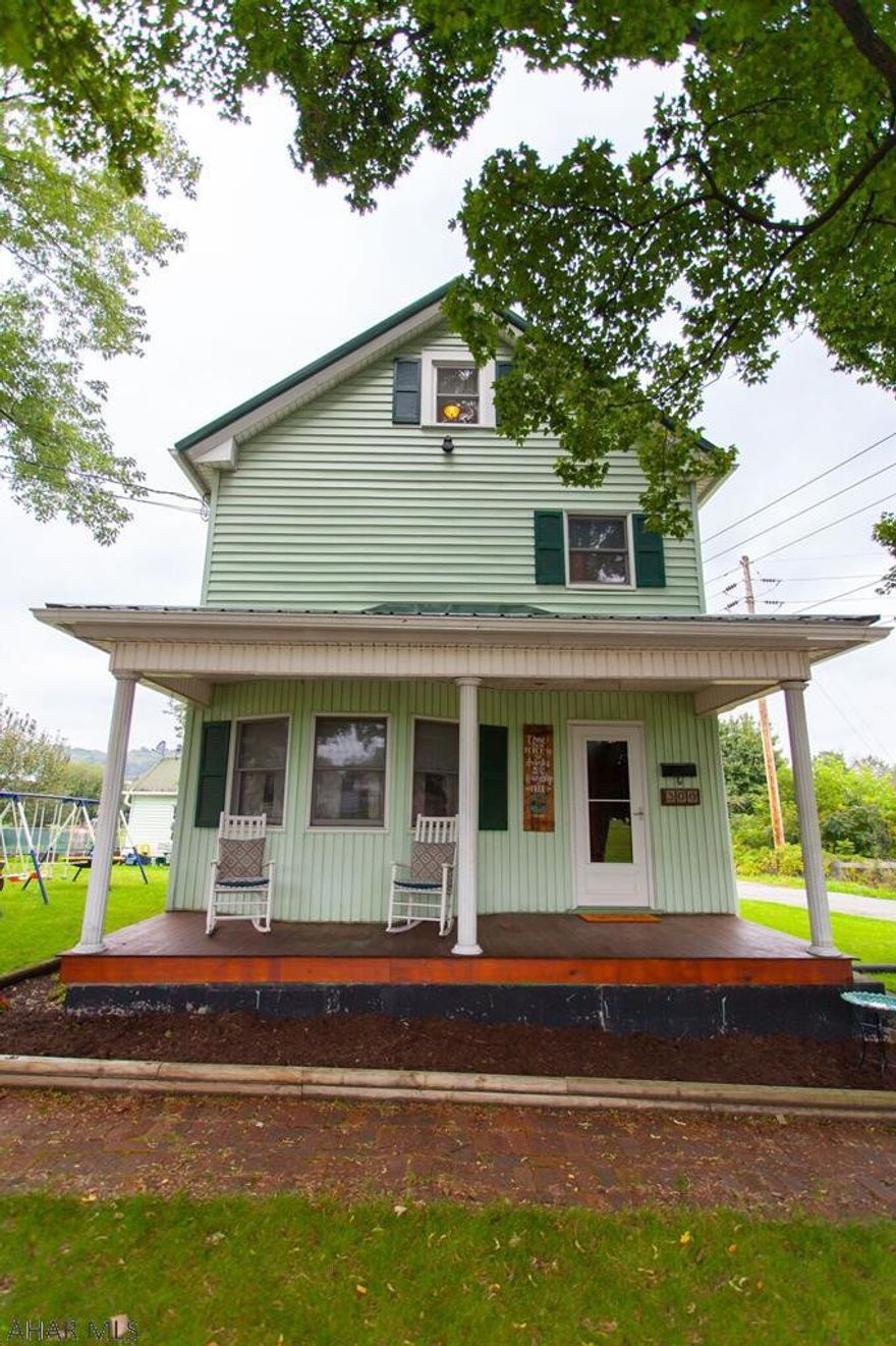 This 3 bedroom house is ready for you. Clean, nice and a great feel when you walk into this house. Did I mention off street parking with a garage? Did I mention a nice yard? Enjoy the front deck on summer evenings. Clean, nice and very cozy!!!!