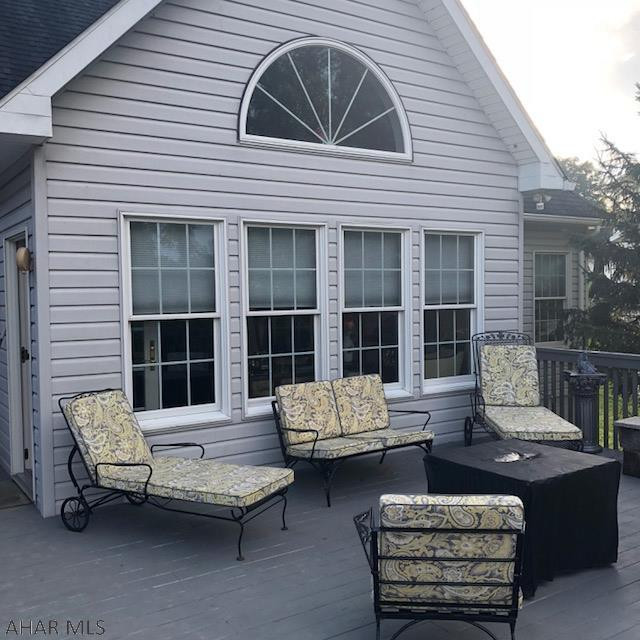 Lakewood Manor - Residential