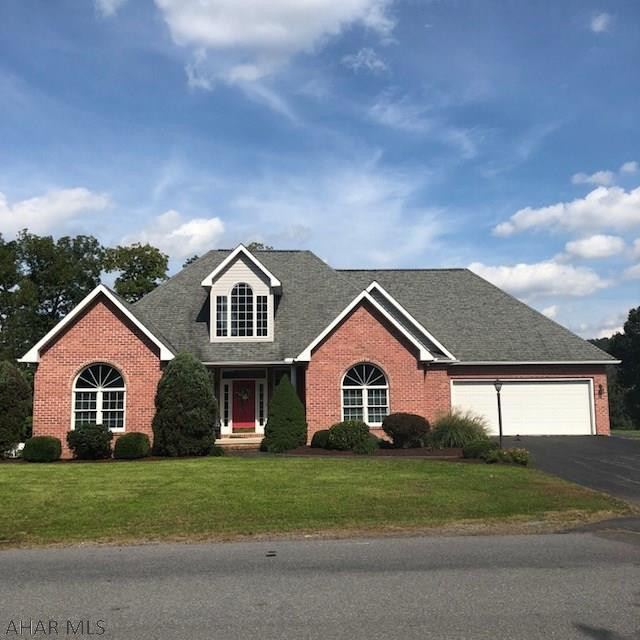 Lakewood Manor - Residential