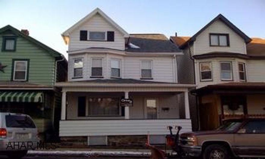 Super clean & maintanace free! newer roof, furnace, central air, thermo windows, carpet/flooring, wood trim/ drywall. Finished attic could bea 4th bedroom. 2 car garage and great yard!  CALL AARON @ 207-6267 Super clean & maintance free! Newer roof, furnace, central air, thermo windows, carpet/ flooring, wood trim/ drywall. Finished attic could be a 4th bedroom. 2 car garage and great yard ! Call Aaron 207-6267