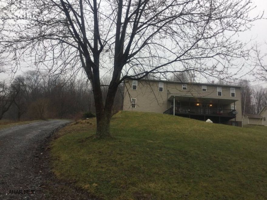 This is a great house! So much room! Enjoy country living at its best.Exclusion clause is made part of this agreement