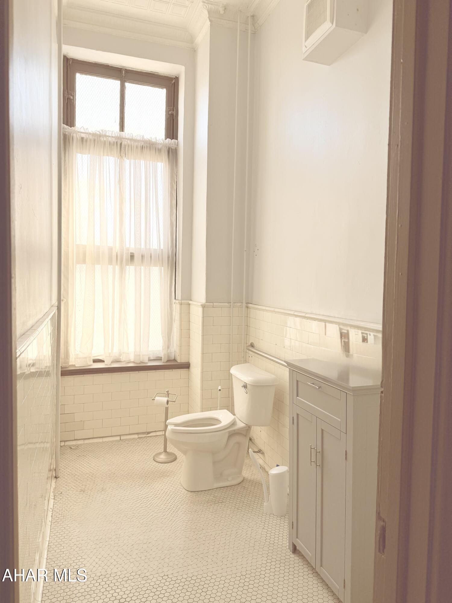 None - Commercial Lease