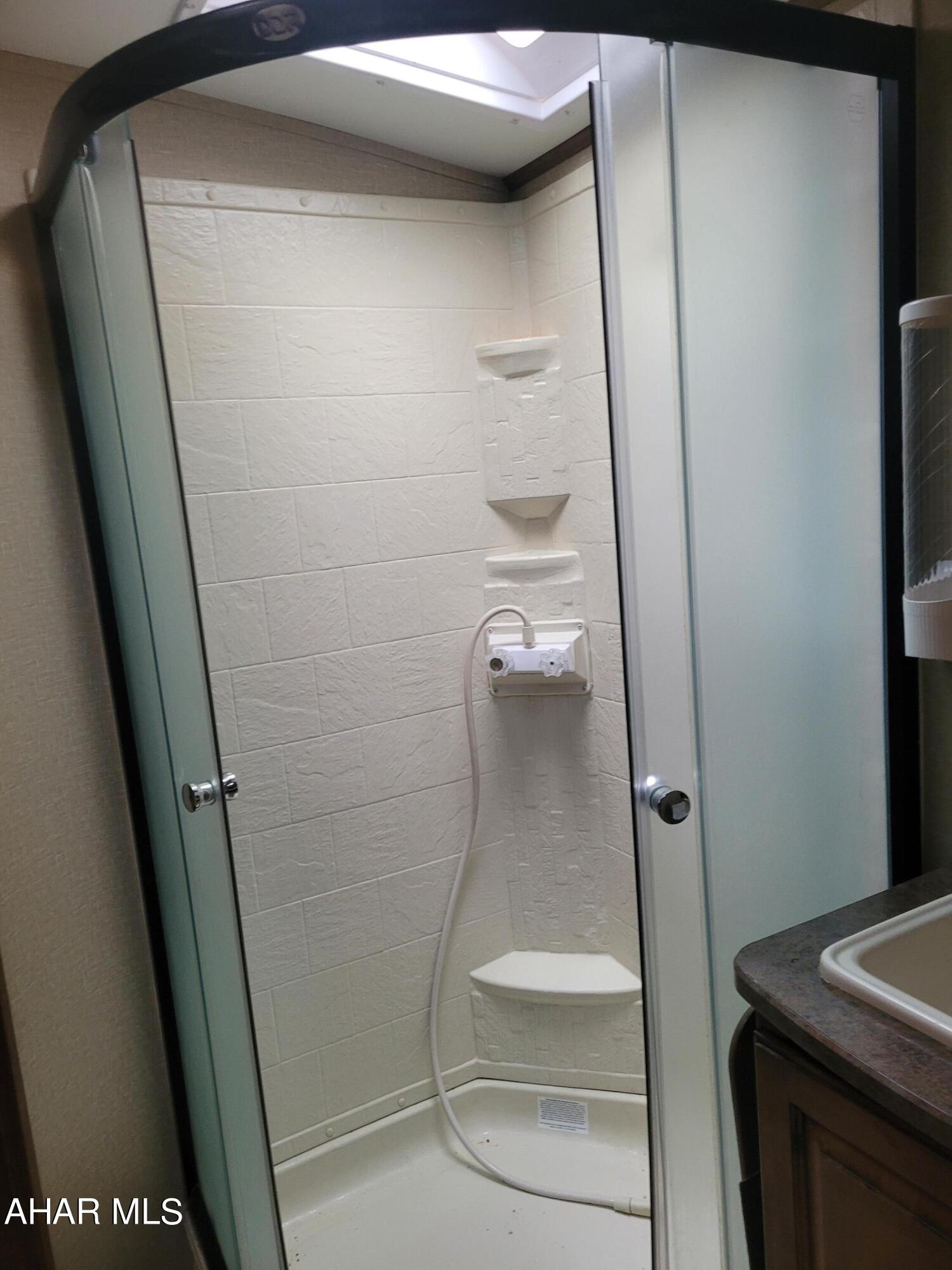 Glendale Yearound - Residential