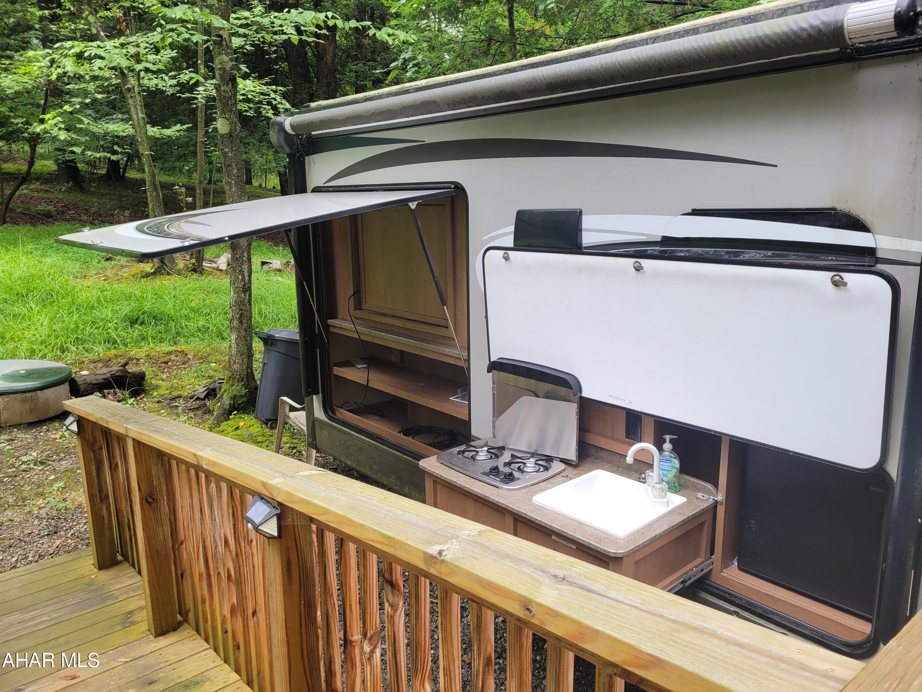 Glendale Yearound - Residential