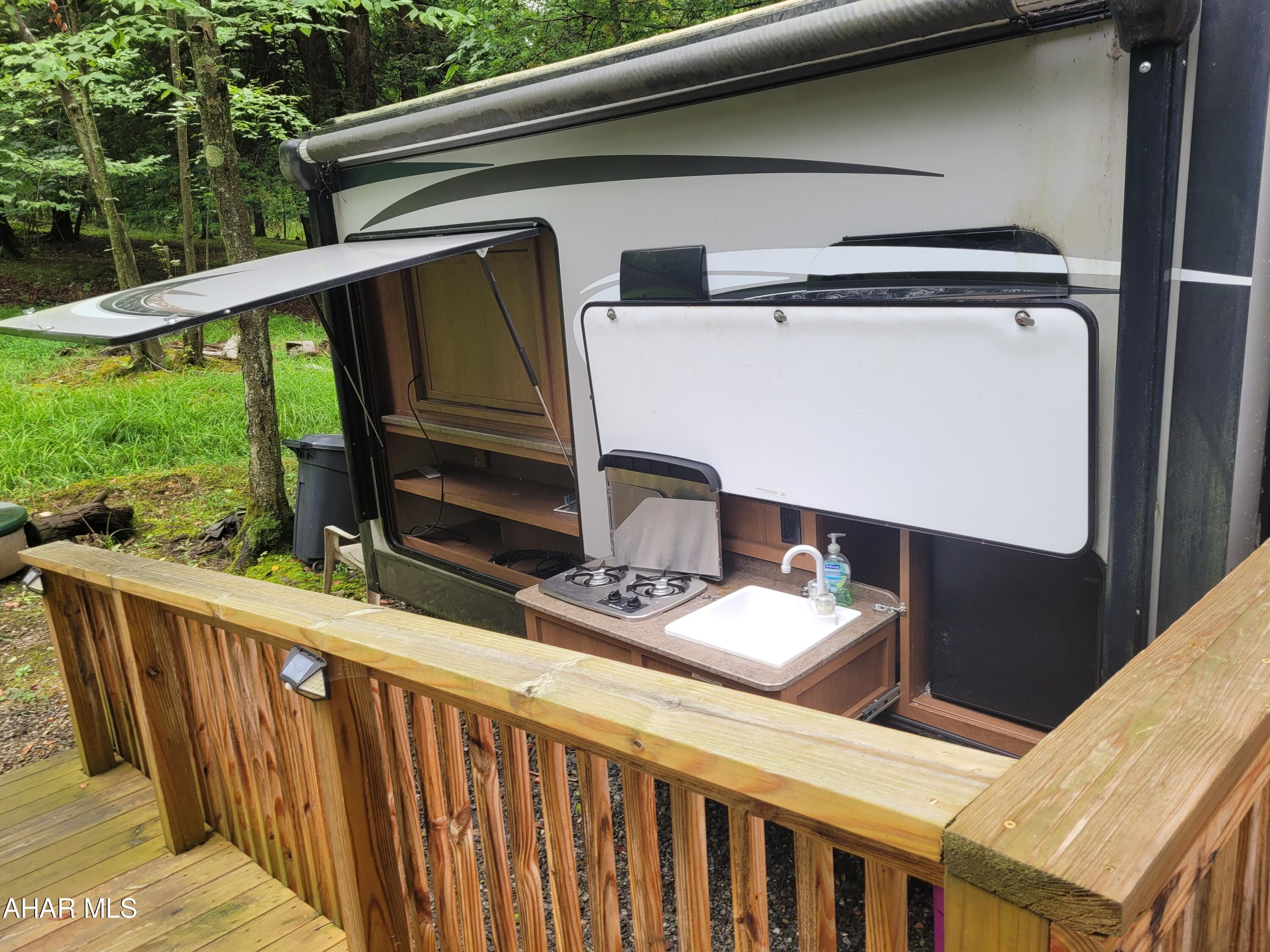 Glendale Yearound - Residential