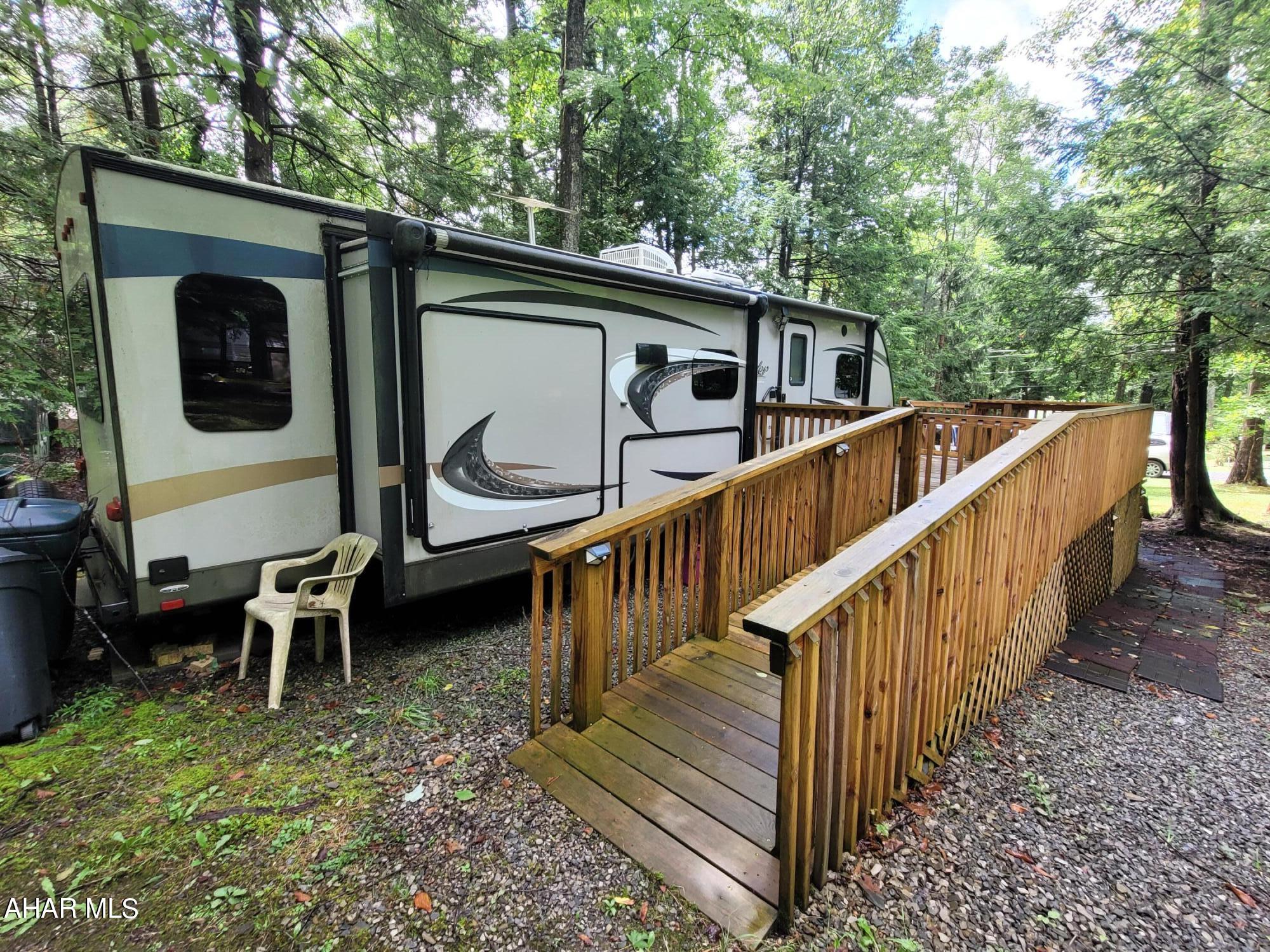 Glendale Yearound - Residential