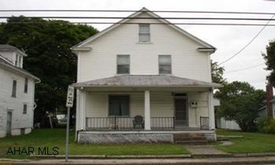 4 BR, 1BA house on Bedford Street in Claysburg.  Across from McCabe Trucking.  Any offer below full price will need court approval. This could take 30+/- days. 4 BR, 1BA house on Bedford Street in Claysburg. Across from McCabe Trucking. Any offer below full price willneed court approval. This could take 30+/- days.