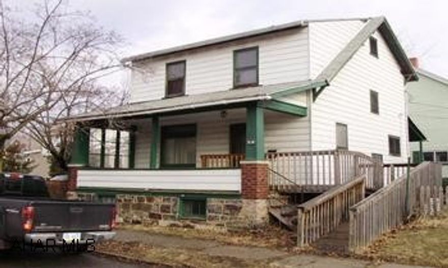 Great price for this neighborhood.  Mechanics appear ok.  Does need work. Great price for this neighborhood.  Mechanics appear ok.  Does need work.