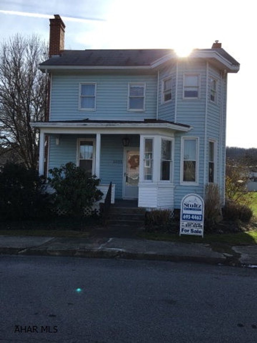 Great starter home on large lot in Borough of Duncansville. First floor laundry with half bath, kitchen updated stainless stove, all appliances included. 3 bedrooms, bath and computer room on second floor. Central air. Lots of off street parking rear of property. Nice side porch.