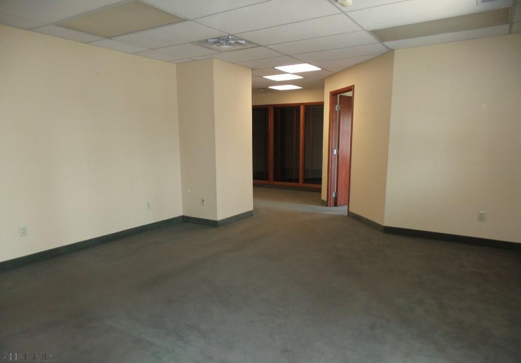 Unknown - Commercial Lease