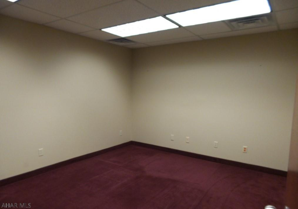 Unknown - Commercial Lease