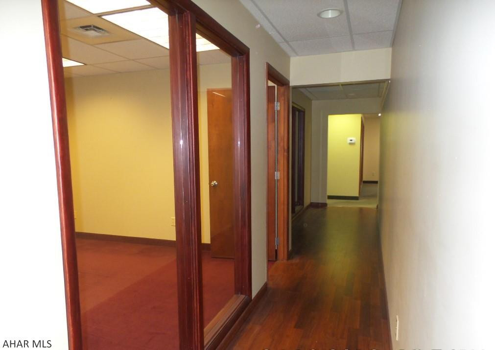 Unknown - Commercial Lease