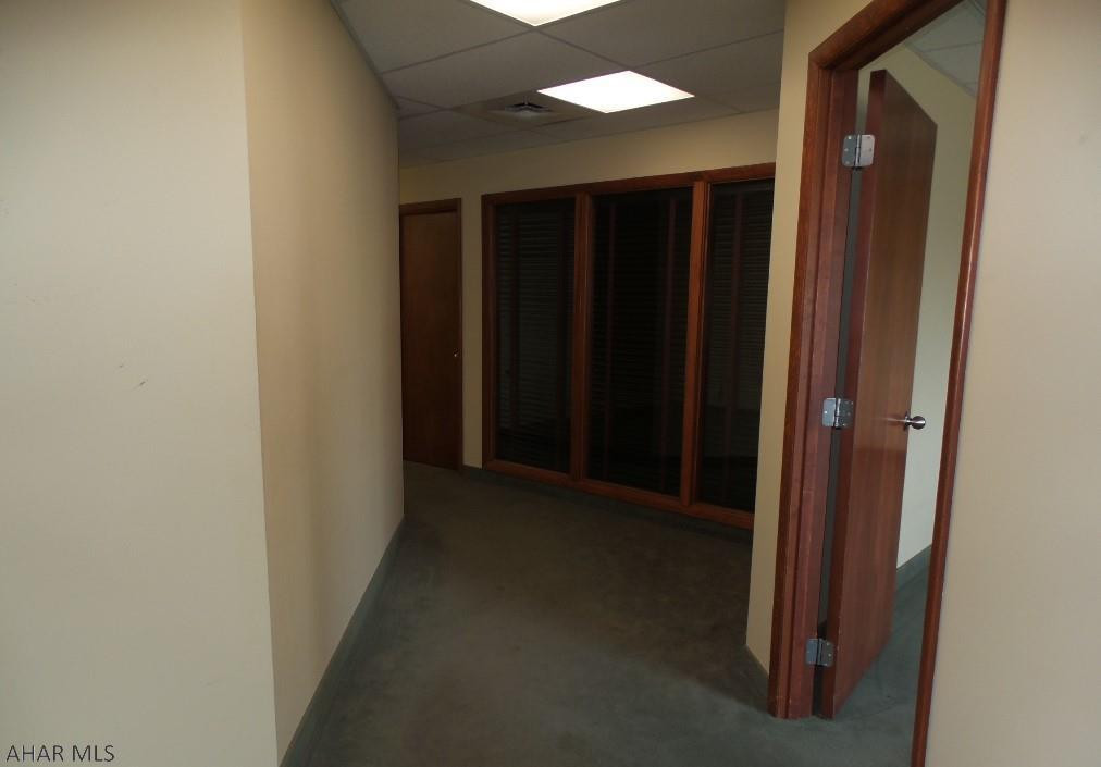 Unknown - Commercial Lease