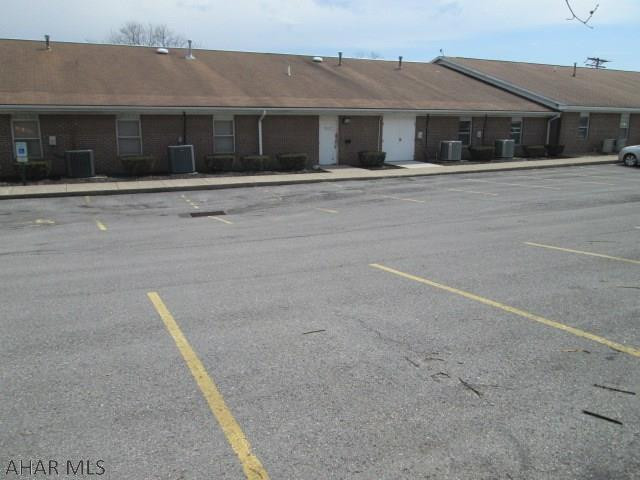 Unknown - Commercial Lease