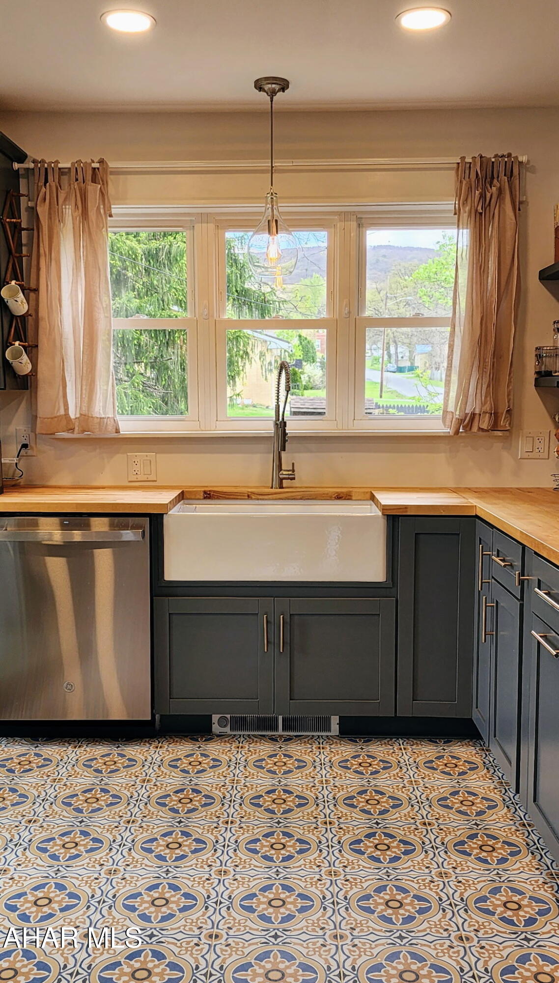 Pleasant Valley - Residential