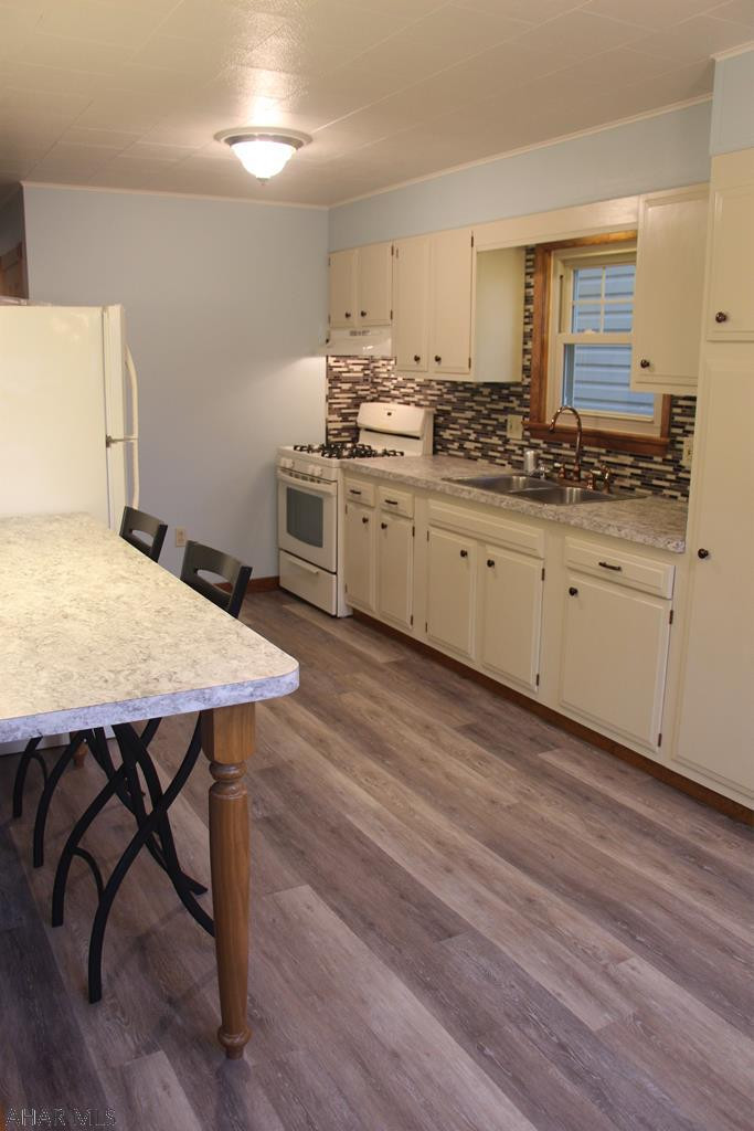 Calvert Hills - Residential