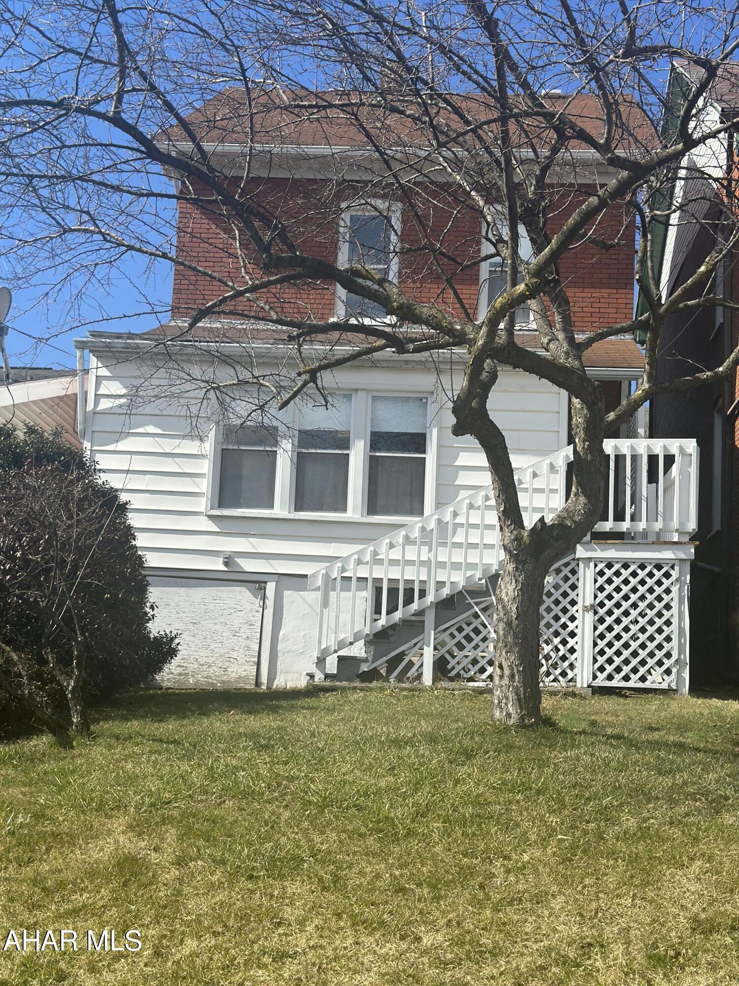 Juniata - Residential