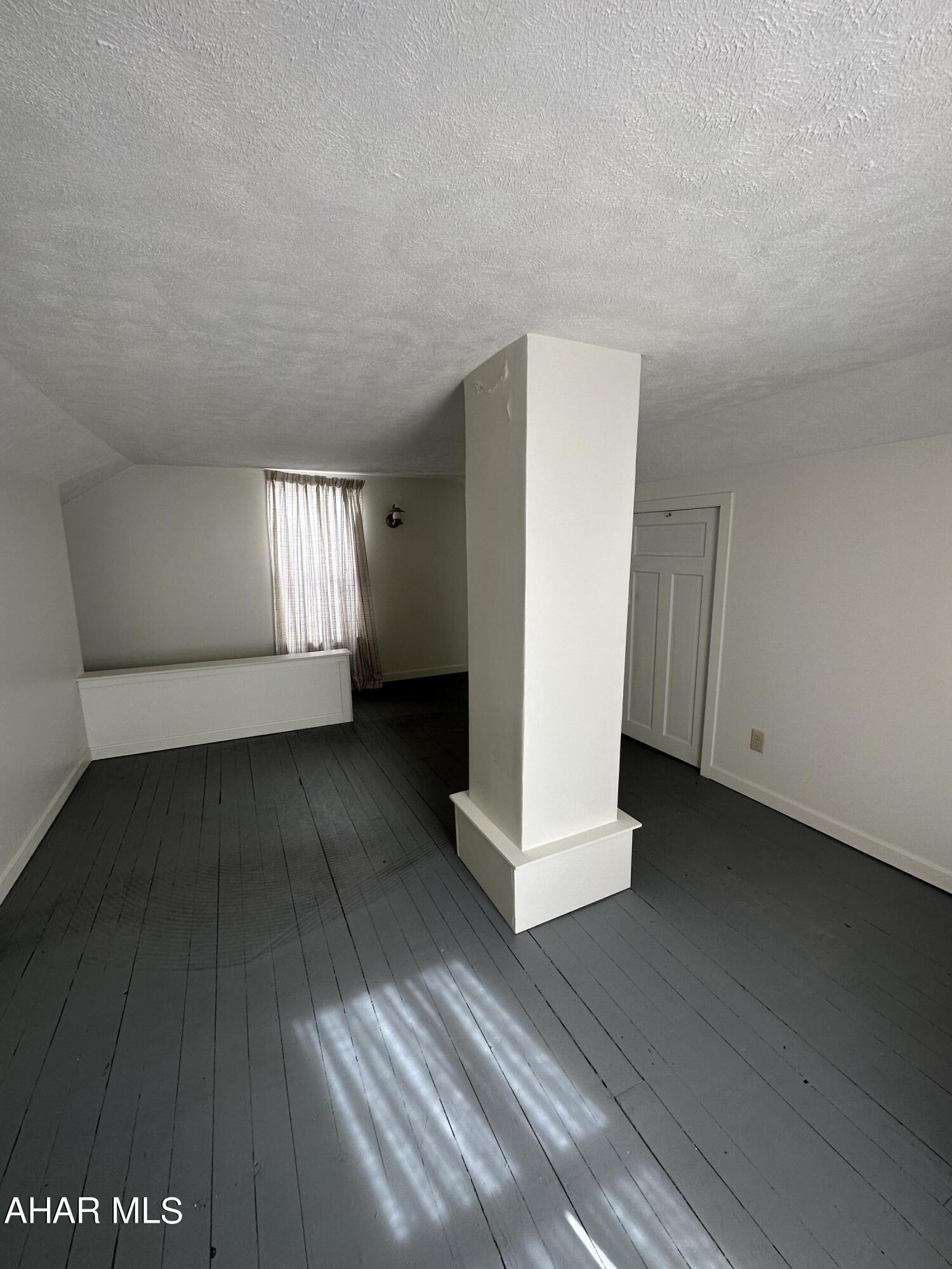 Juniata - Residential