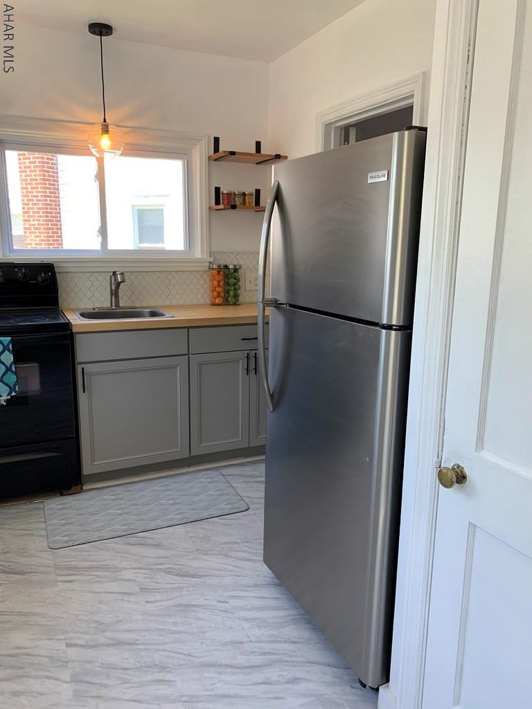 Unknown - Residential