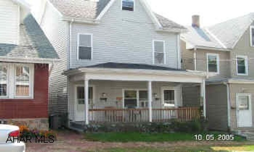 Fairview duplex, newer vinyl sidiing, newer roof, new carpet and paint in 2nd floor apartment.  Separate utilities. Fairview duplex, newer vinyl siding, newer roof, new carpet and paint in 2nd floor apartment.  Separate utilities.