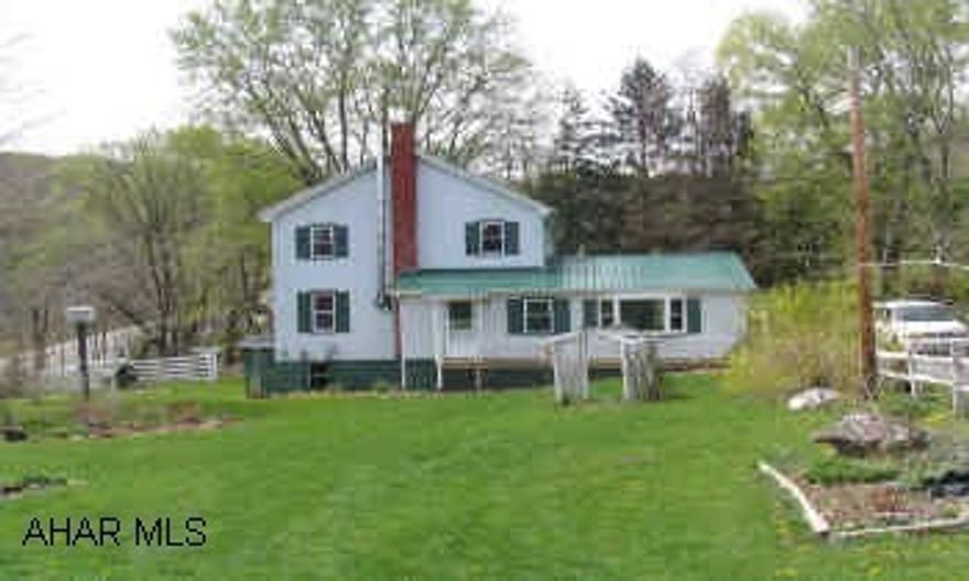 Beautiful 15.41 acre farmette, stream on property, 4 bedrooms, 2 story vinyl sided home, 1.75 bath, 18x30 family room. Oil hot water heat, fireplace, and a two story bank barn suitable for horses or beef cattle, block building used for shelter for horses, Beautiful 15.41 acre farmette, stream on property, 4 bedrooms, 2 story vinyl sided home, 1.75 bath, 18x30 family room. Oil hot water heat, fireplace, and a two story bank barn suitable for horses or beef cattle, block building used for shelter for horses, milk house (office) property totally fenced