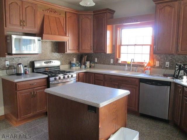 Unknown - Residential