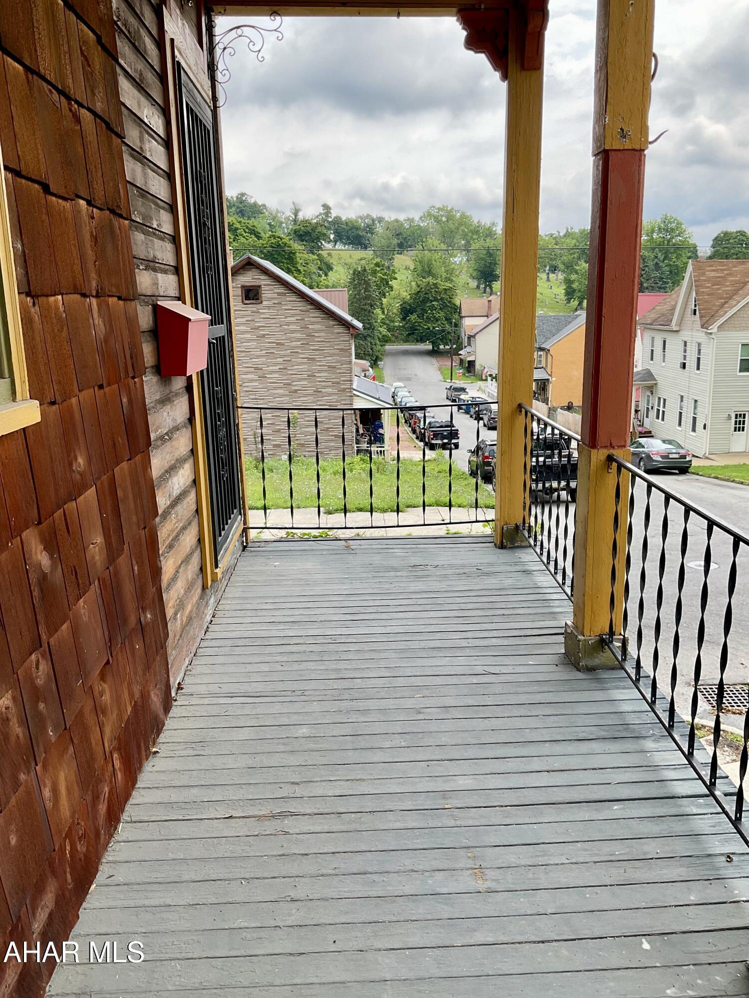 Unknown - Residential