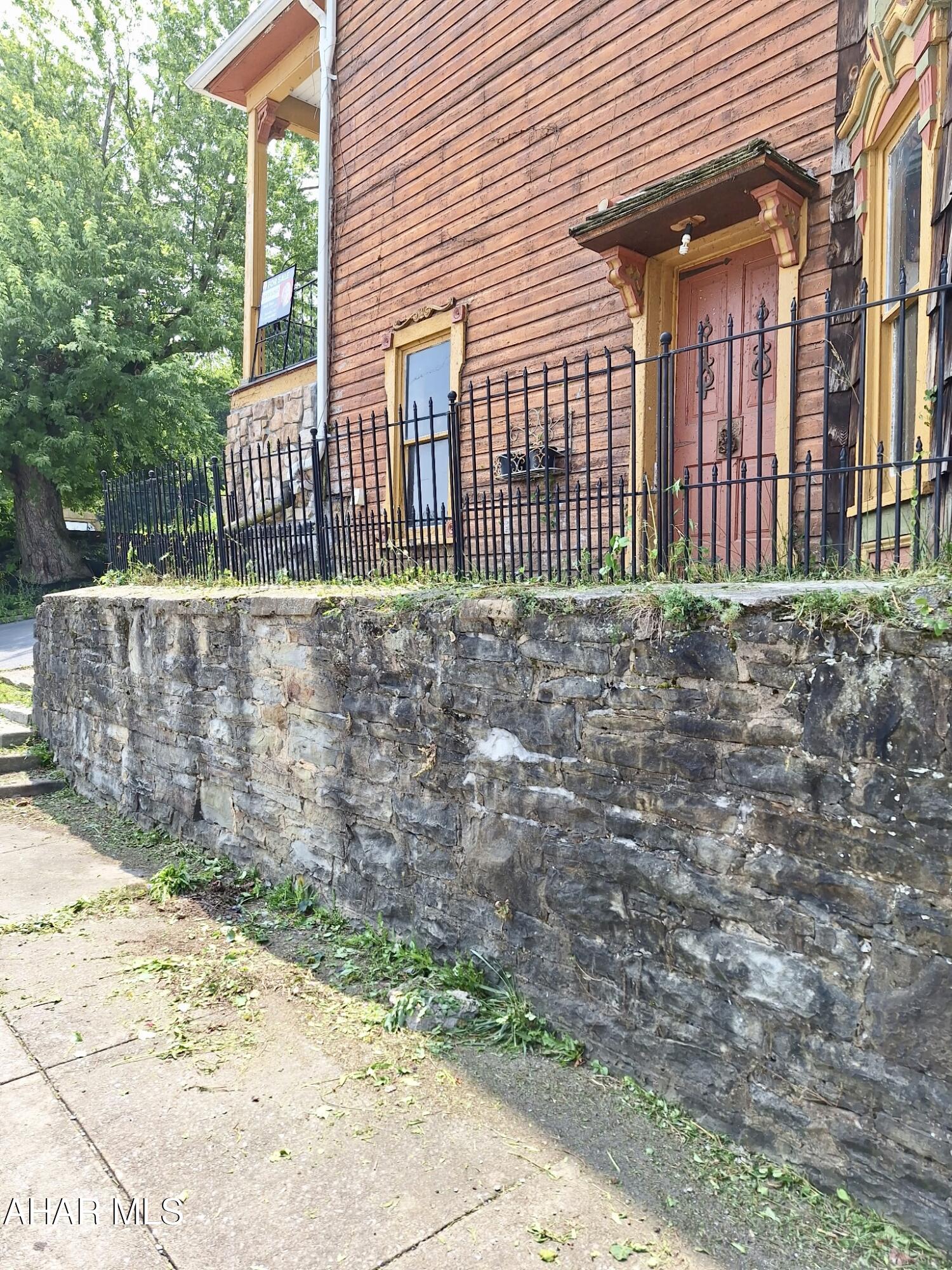 Unknown - Residential