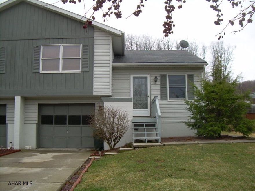 1/2 Double Nicely Maintain, New Roof, Newer Laminate Floors, Freshly Painted Inside, 1-Car Garage.  Sits Off Main Road For Privacy.  Downsizing Or Just Starting Out, Well Worth A Tour.