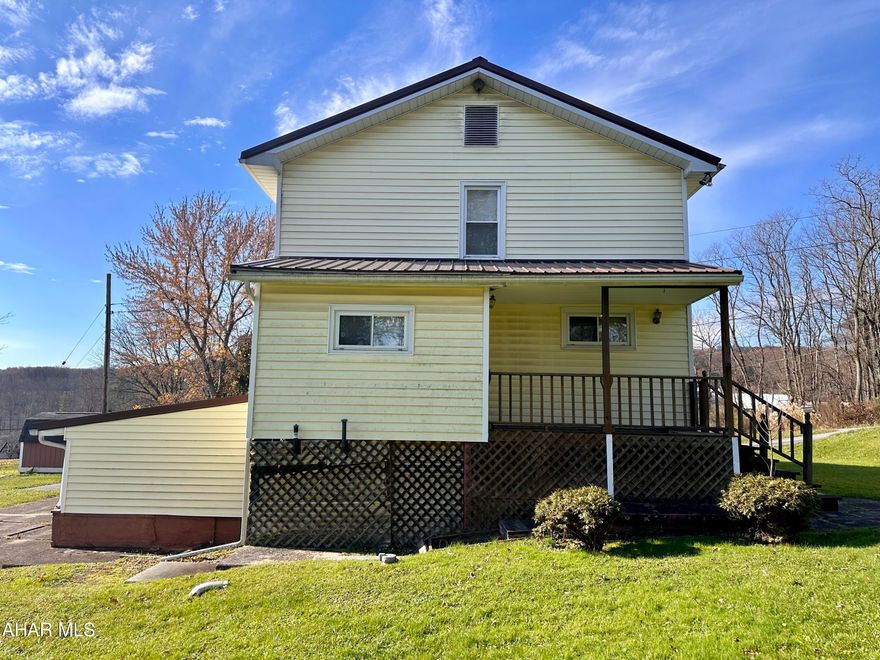 This 2 bedroom, 1 1/2 bath on .46 acres in Bellwood School District is ready to make your own.  Located in Riggles Gap area.  New metal roof installed in 2020
Central air, large yard. Just needs some TLC