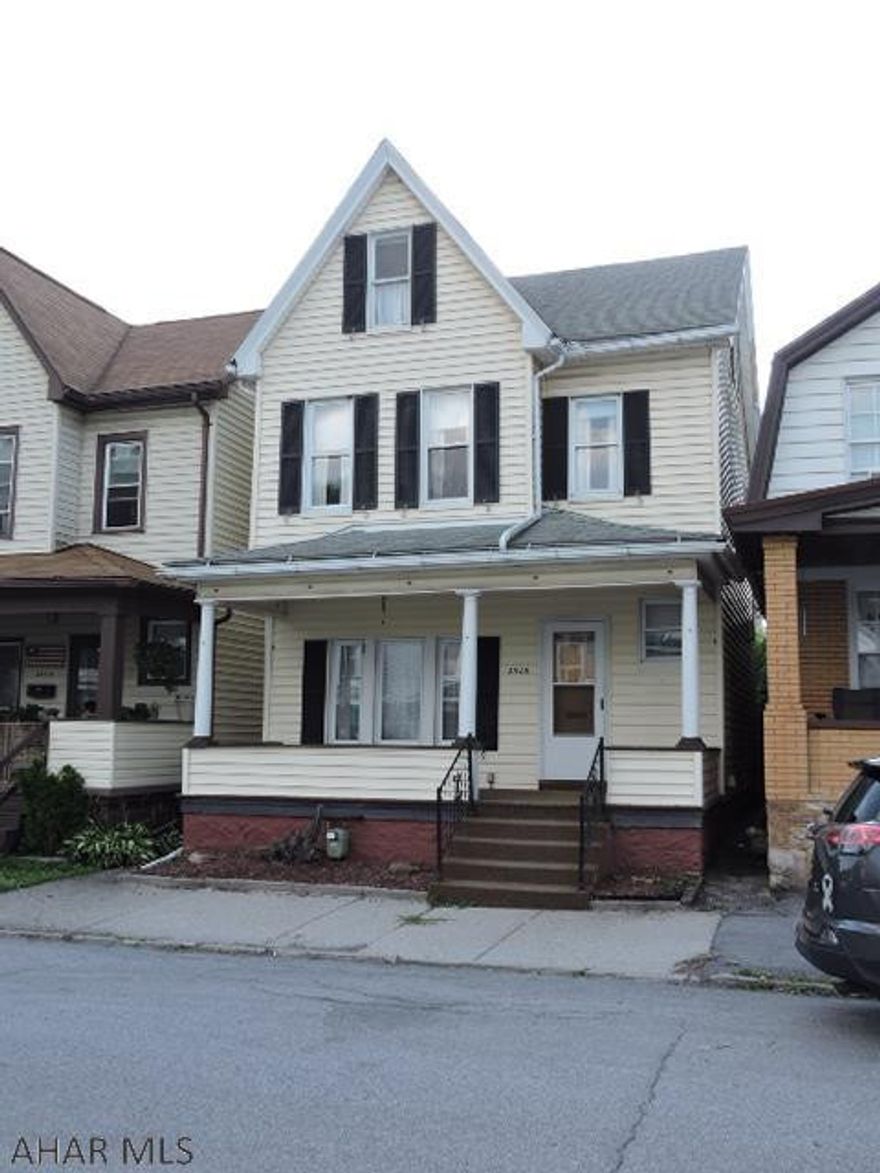 Sweet doll house in great condition.  Carpets have been professionally cleaned.  Please remove shoes.  All modern mechanics. Carrier Furnace with central air & electronic air cleaner.  Pittsburgh potty in basement with laundry.