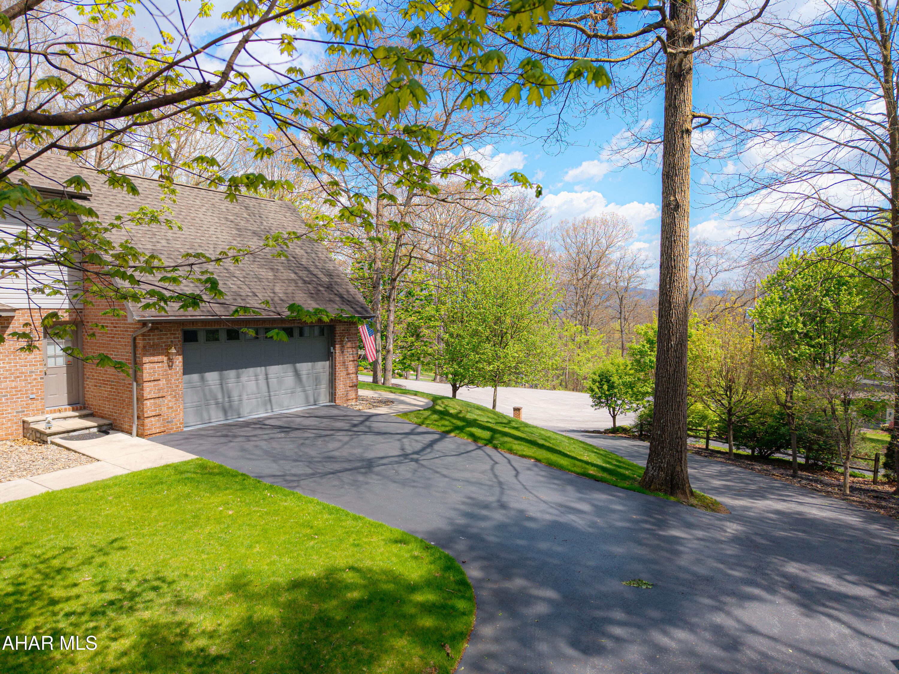 Ridgewood Heights - Residential