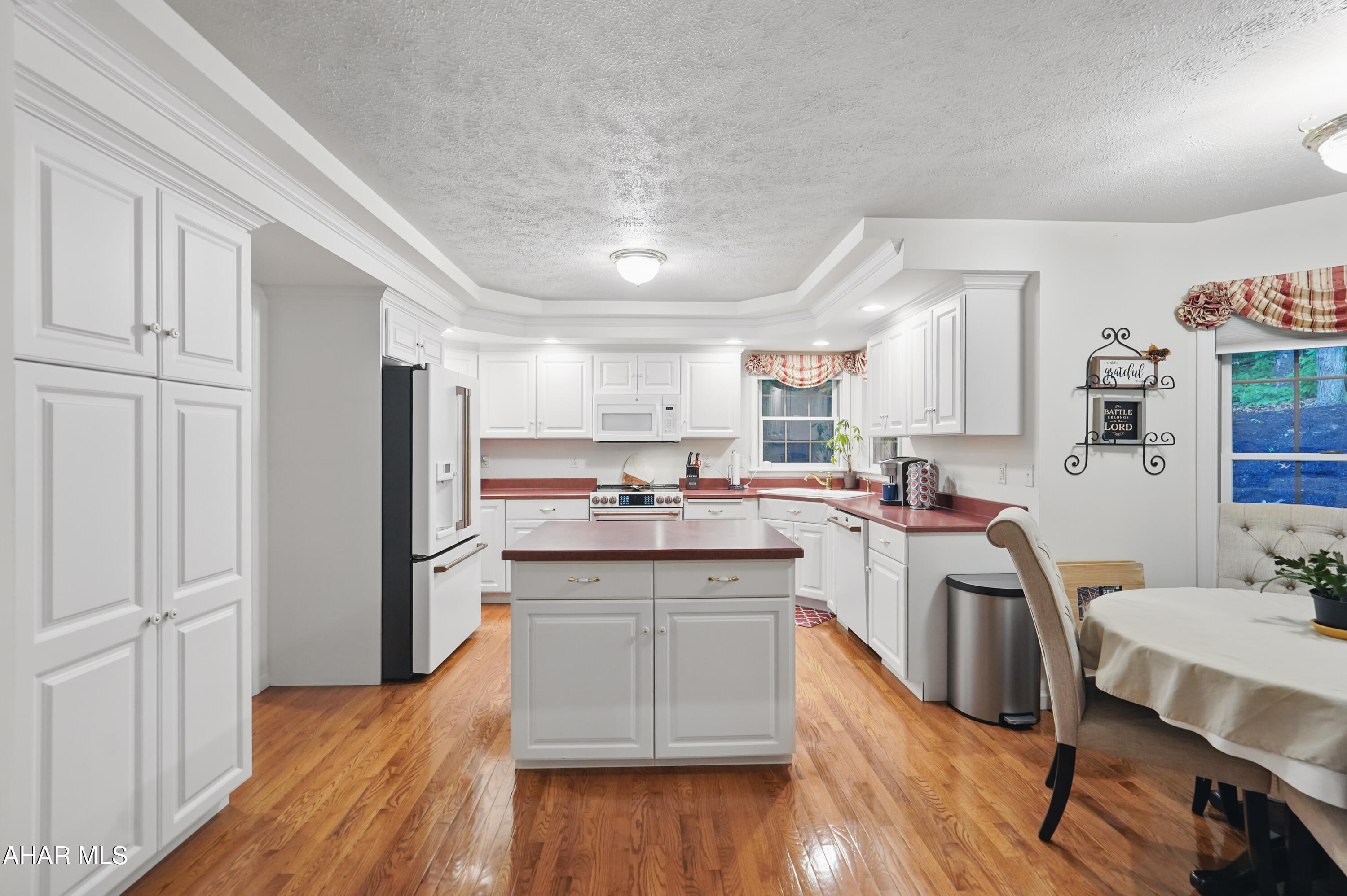 Ridgewood Heights - Residential