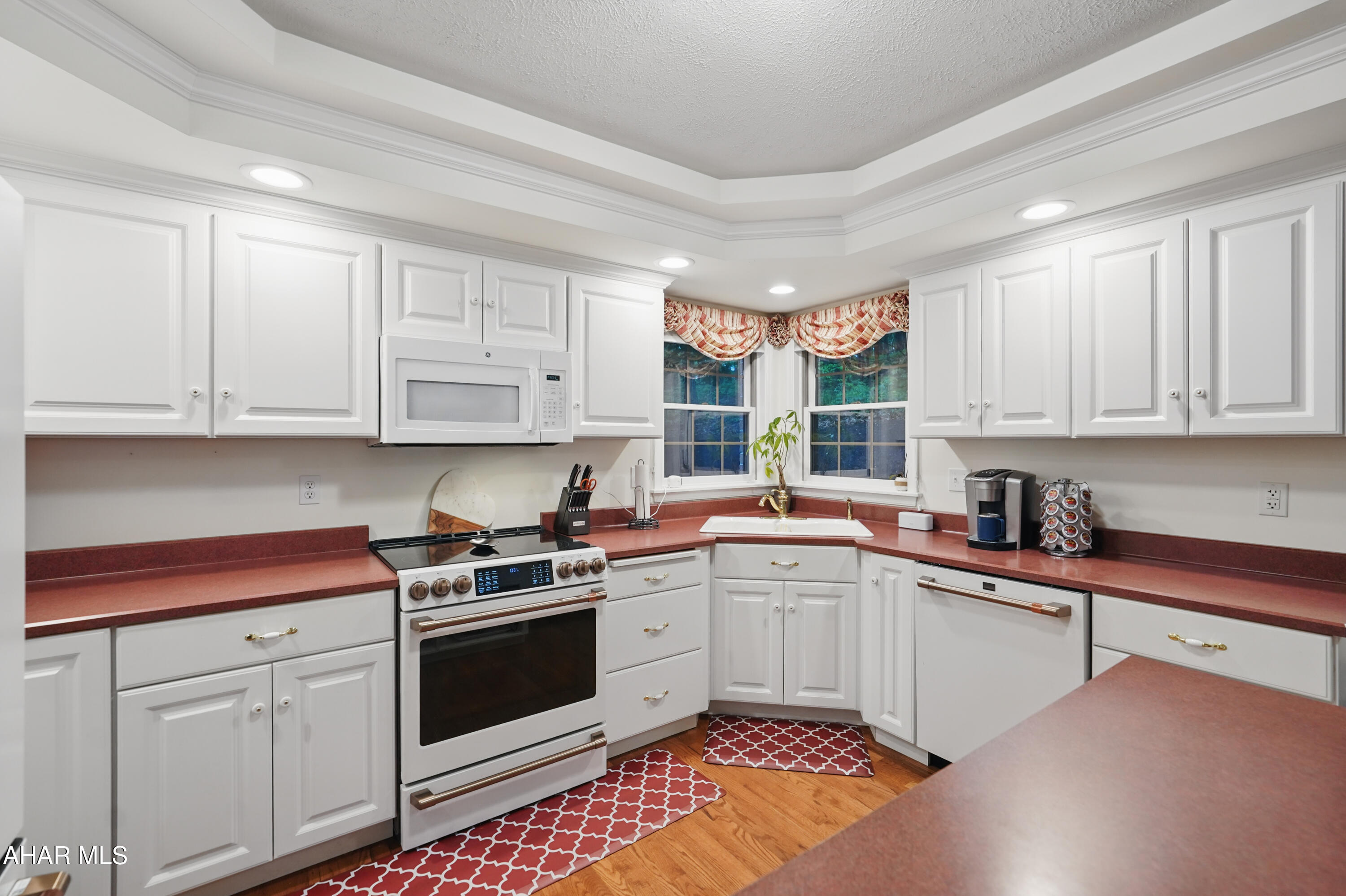 Ridgewood Heights - Residential