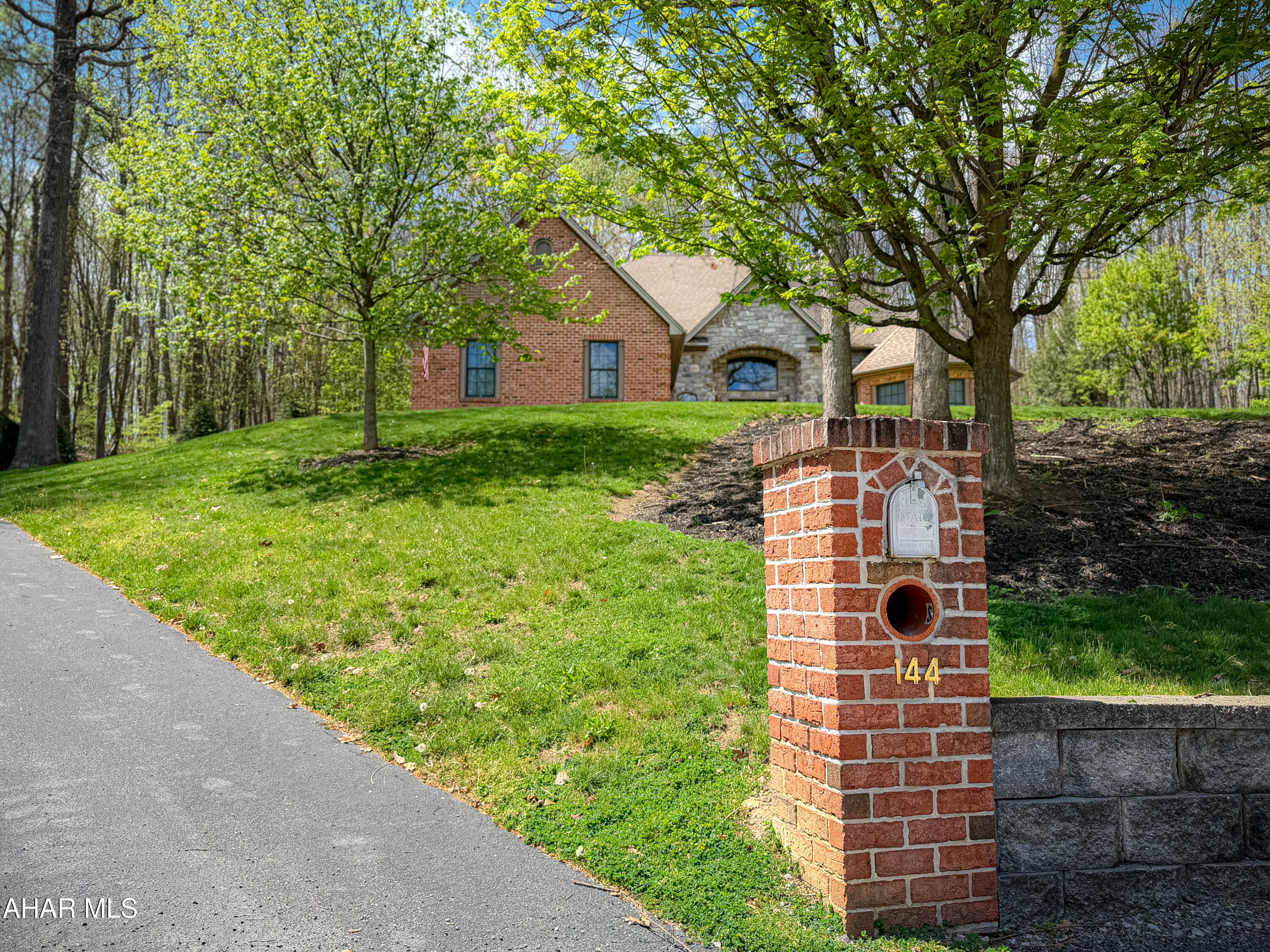 Ridgewood Heights - Residential