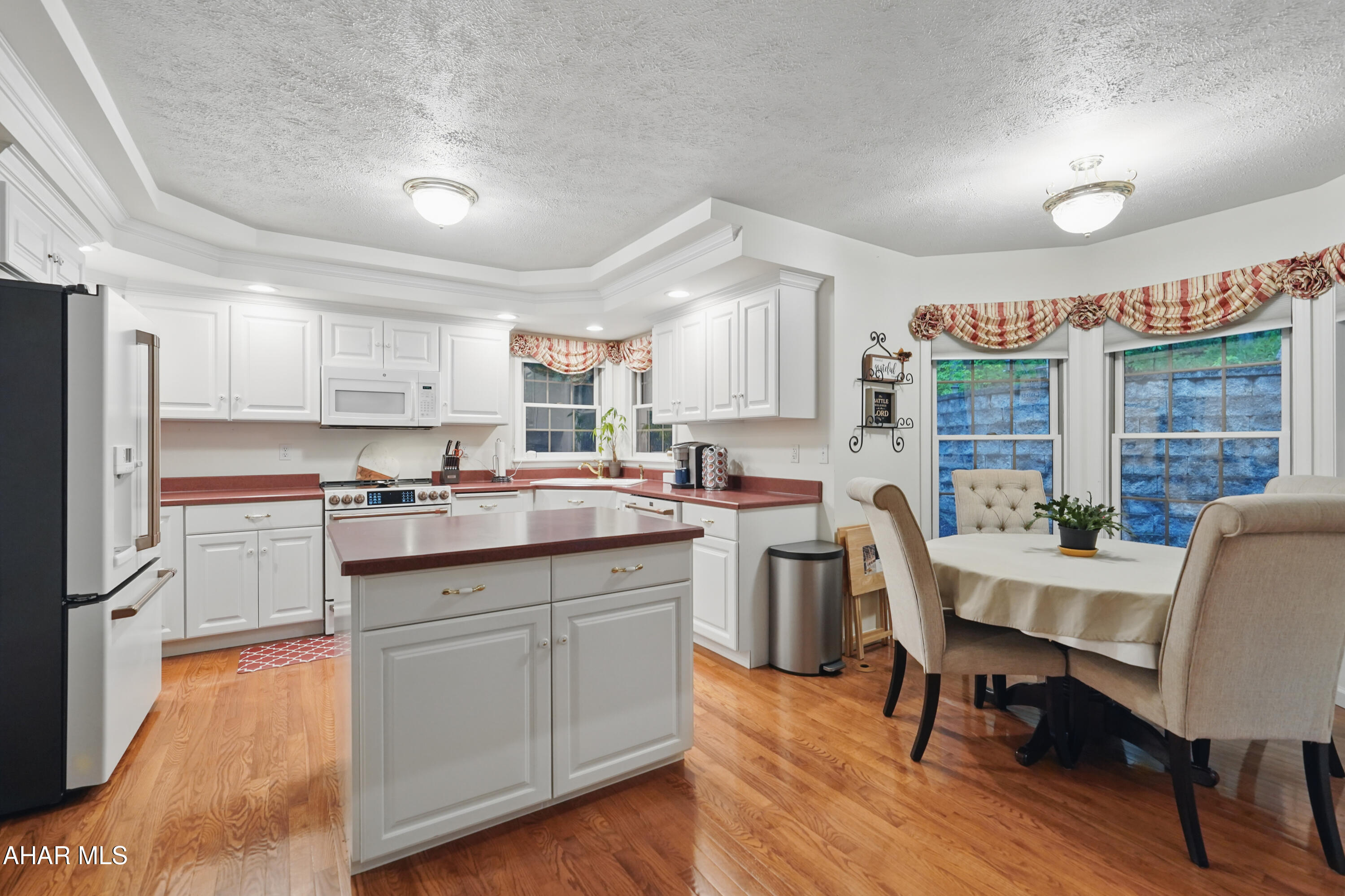 Ridgewood Heights - Residential