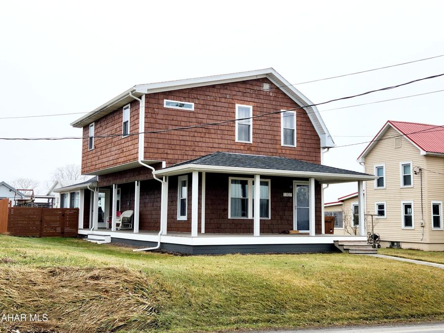 Charming 3 bedroom home in Spring Cove School District. This home has had a major face-lift throughout and is ready for a new owner. The first floor offers a half bath, galley style kitchen with vaulted wood plank ceilings, a dining room, and a living room. The large entertainment room at the rear of the house has beautiful natural lighting, vaulted ceilings, and access to the backyard and side cover porch. The second floor includes a full bathroom, 2 bedrooms, and the primary bedroom with vaulted ceilings and a large walk-in closet/office. For more information or your private tour, call the listing agent.