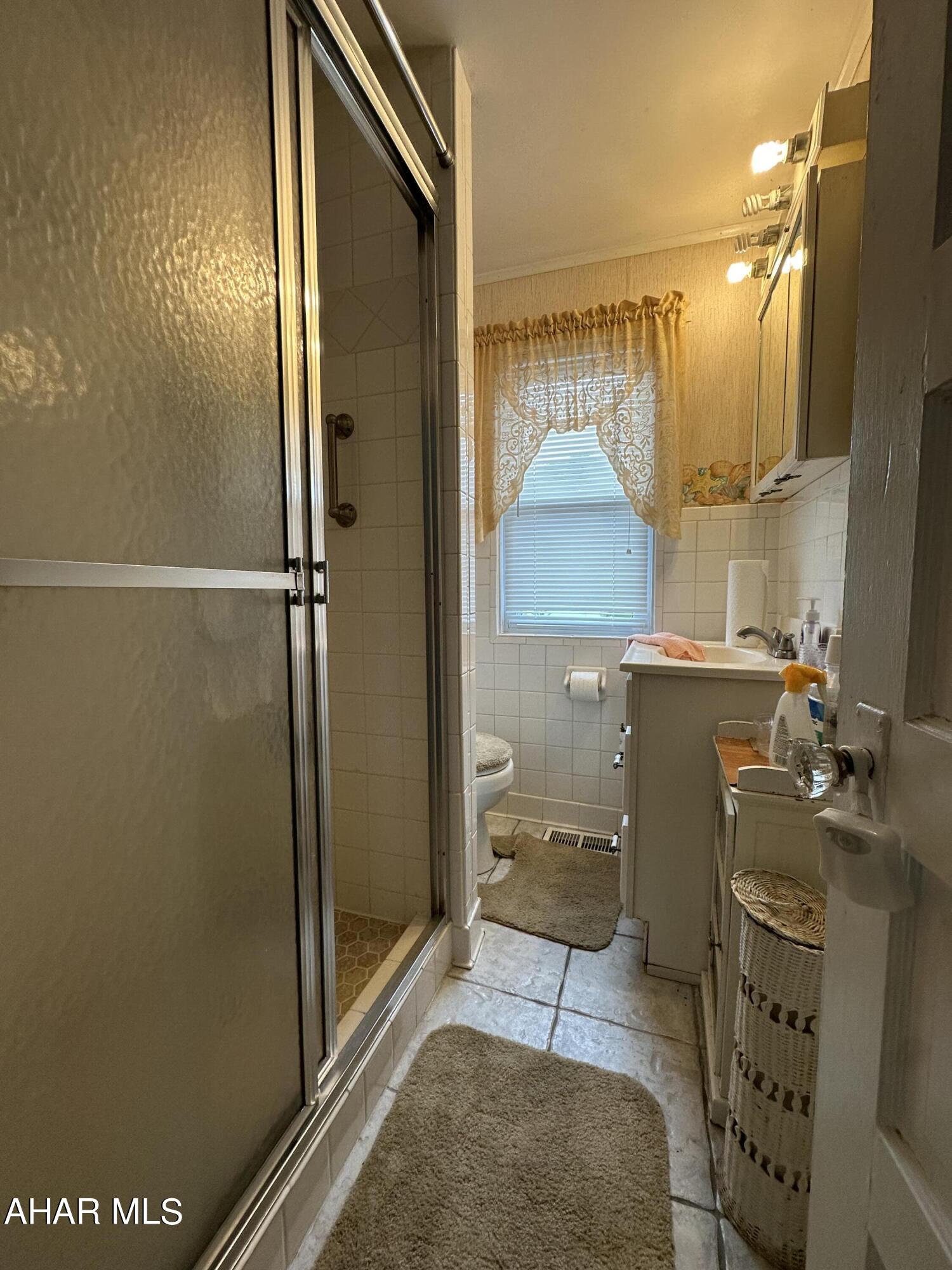 Juniata - Residential