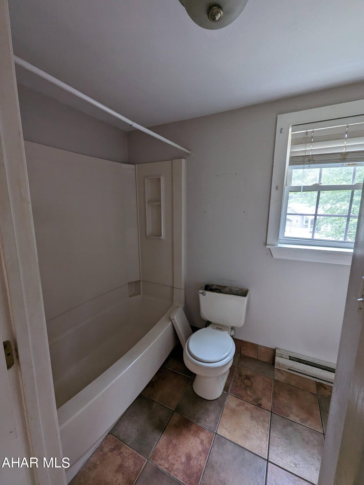 Glendale Yearound - Residential