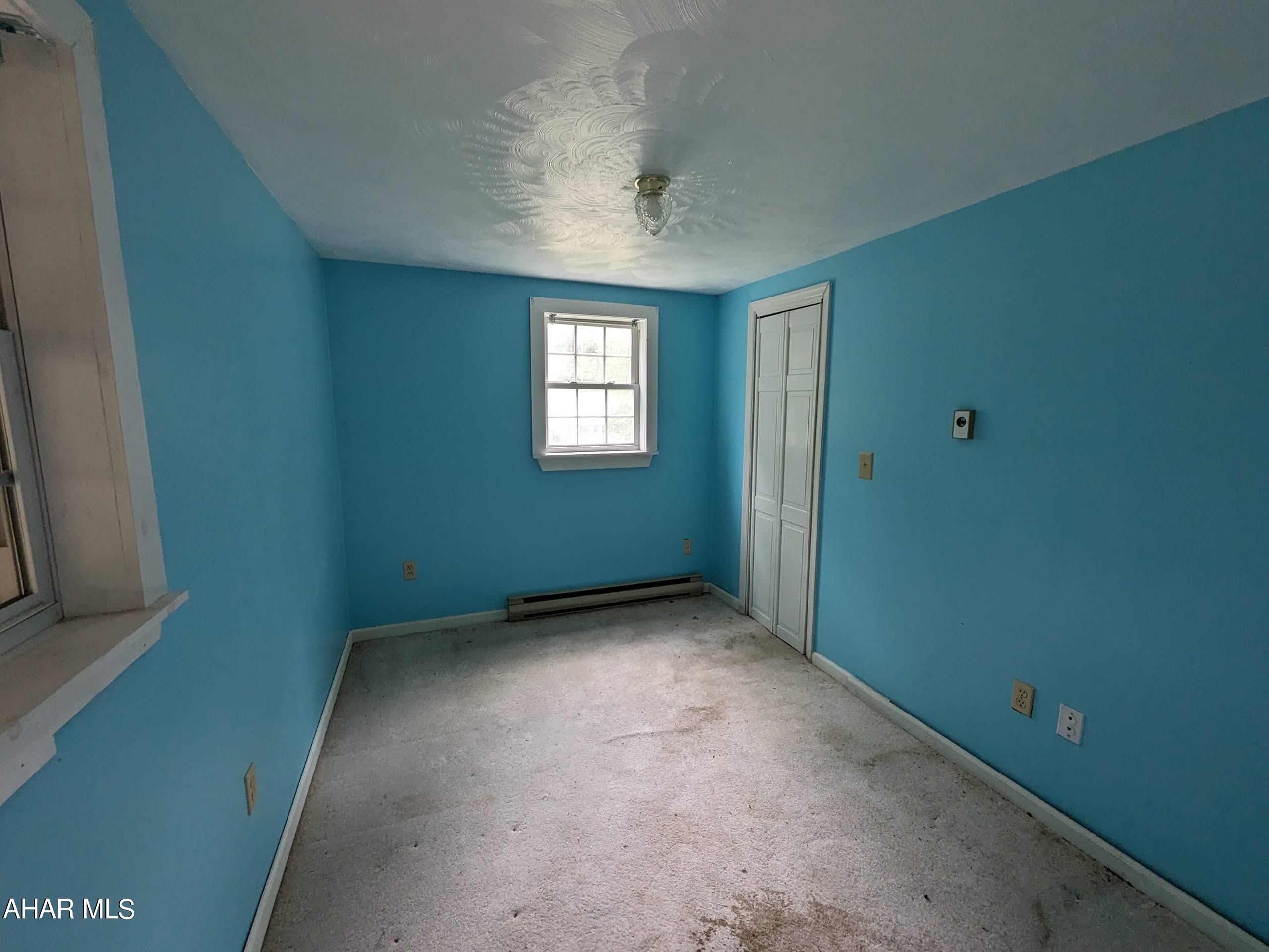 Glendale Yearound - Residential