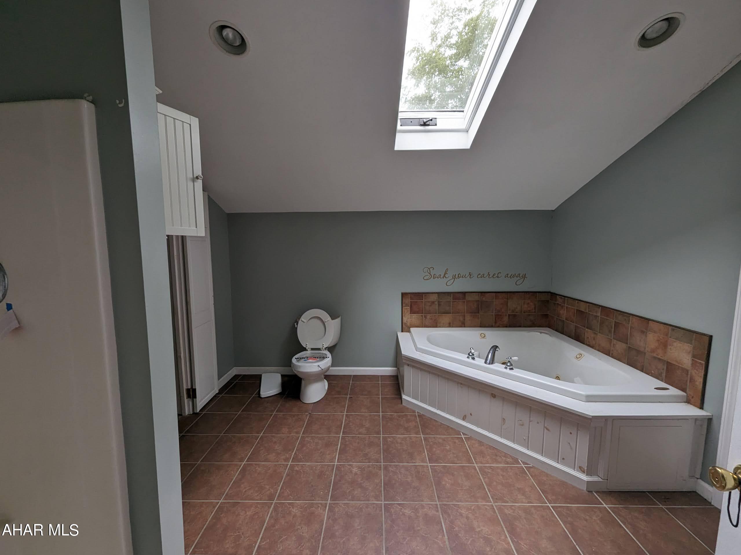 Glendale Yearound - Residential