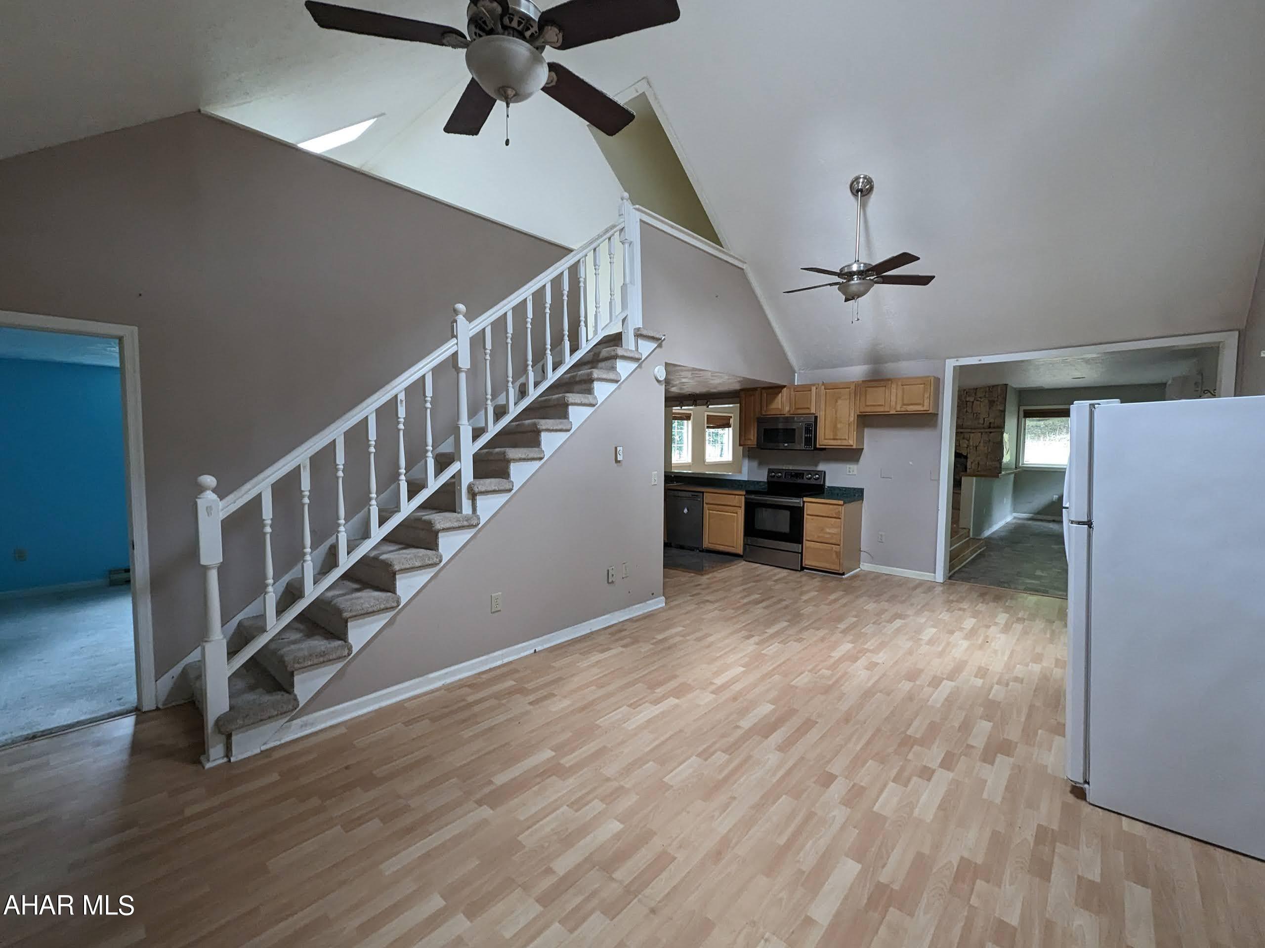 Glendale Yearound - Residential