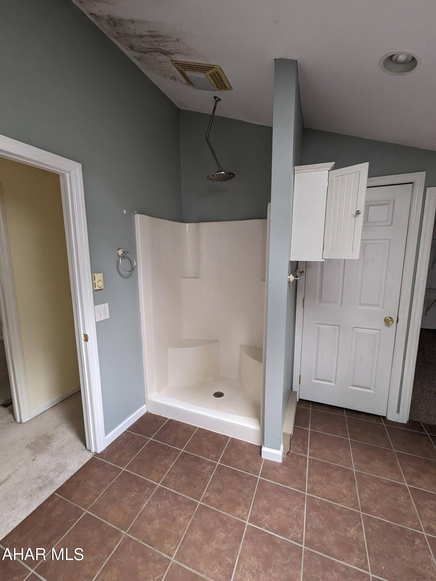 Glendale Yearound - Residential