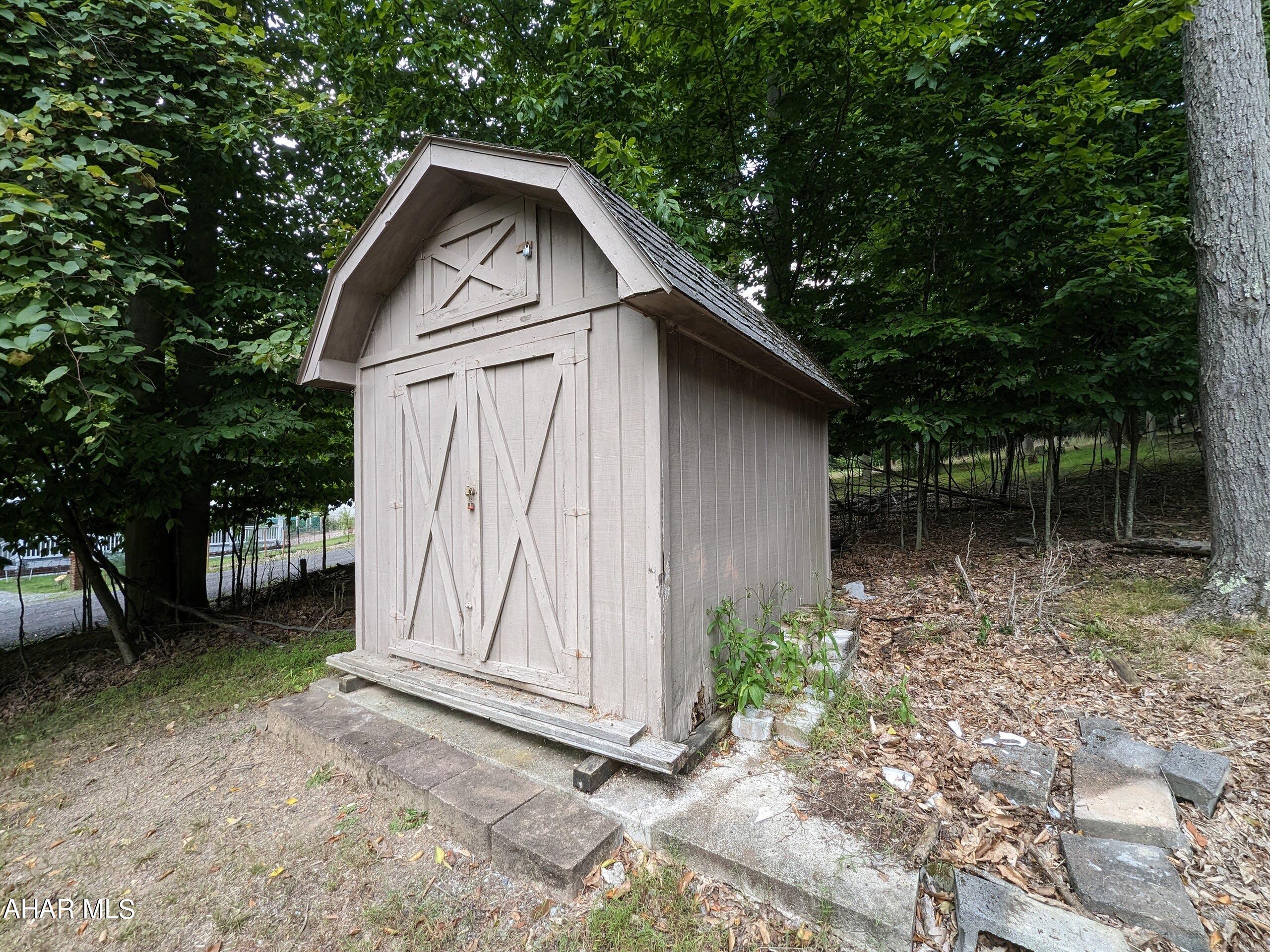 Glendale Yearound - Residential