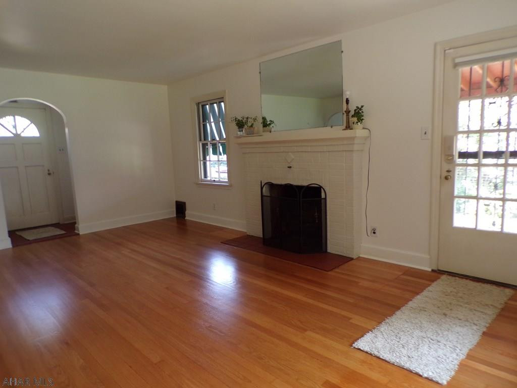 Mansion Park - Residential