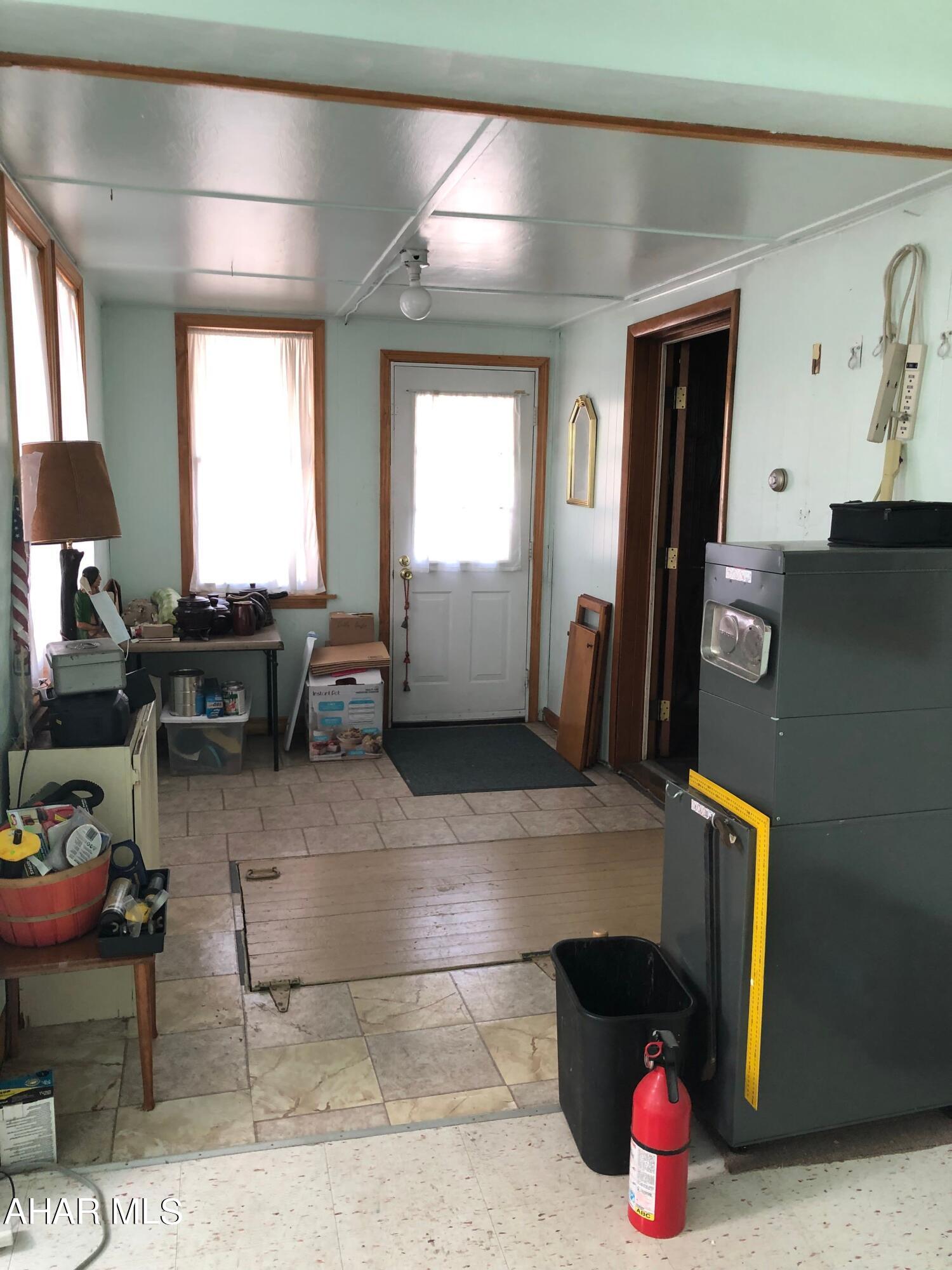 Unknown - Residential