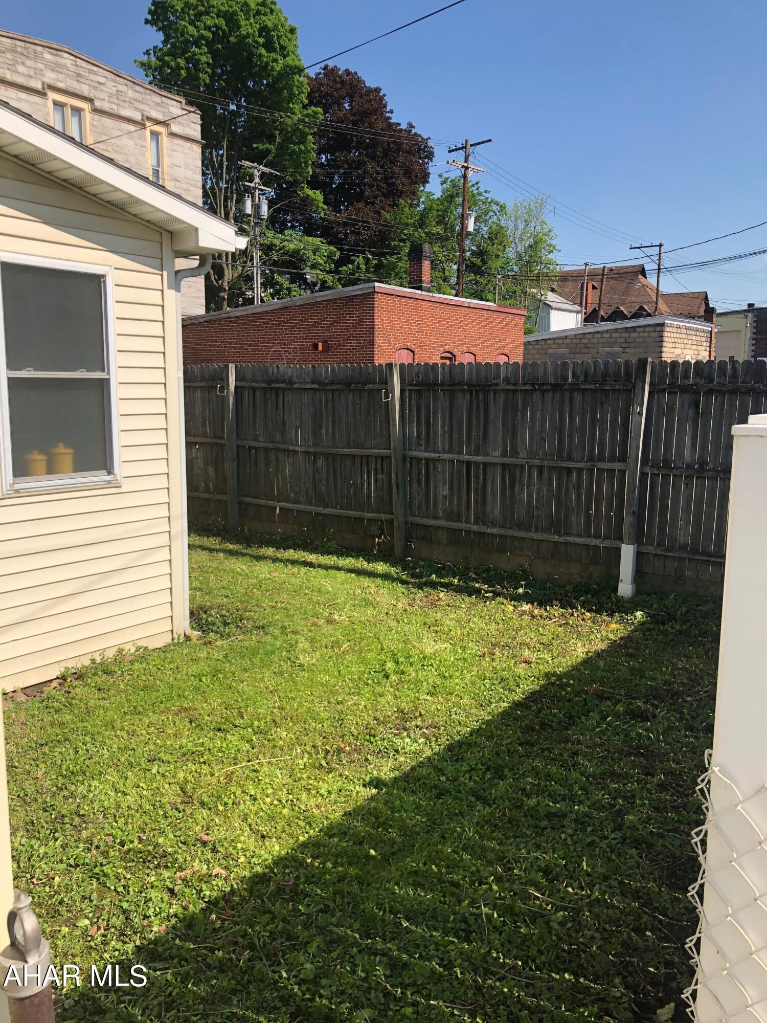 Unknown - Residential