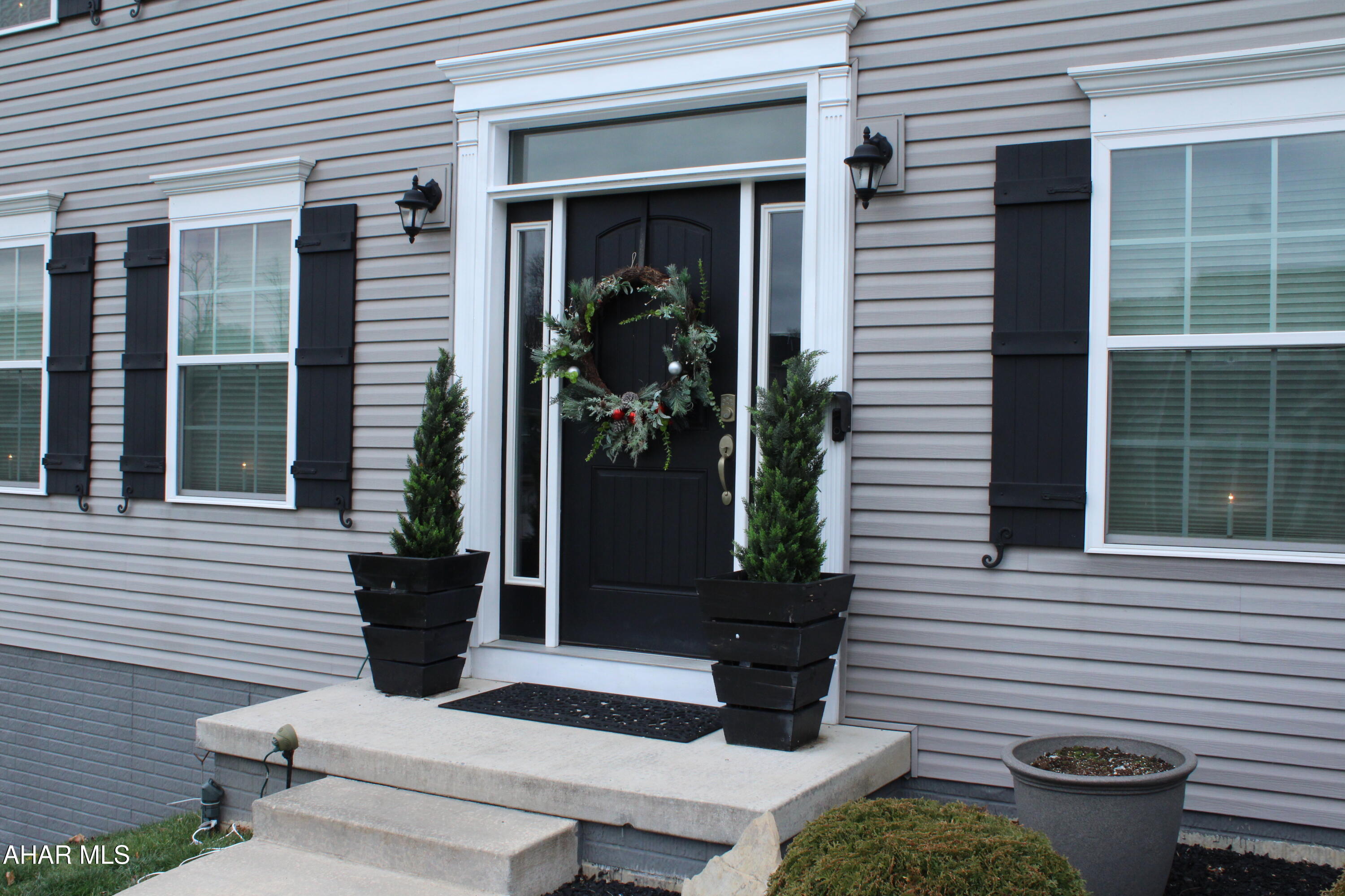 Rolling Hills - Residential