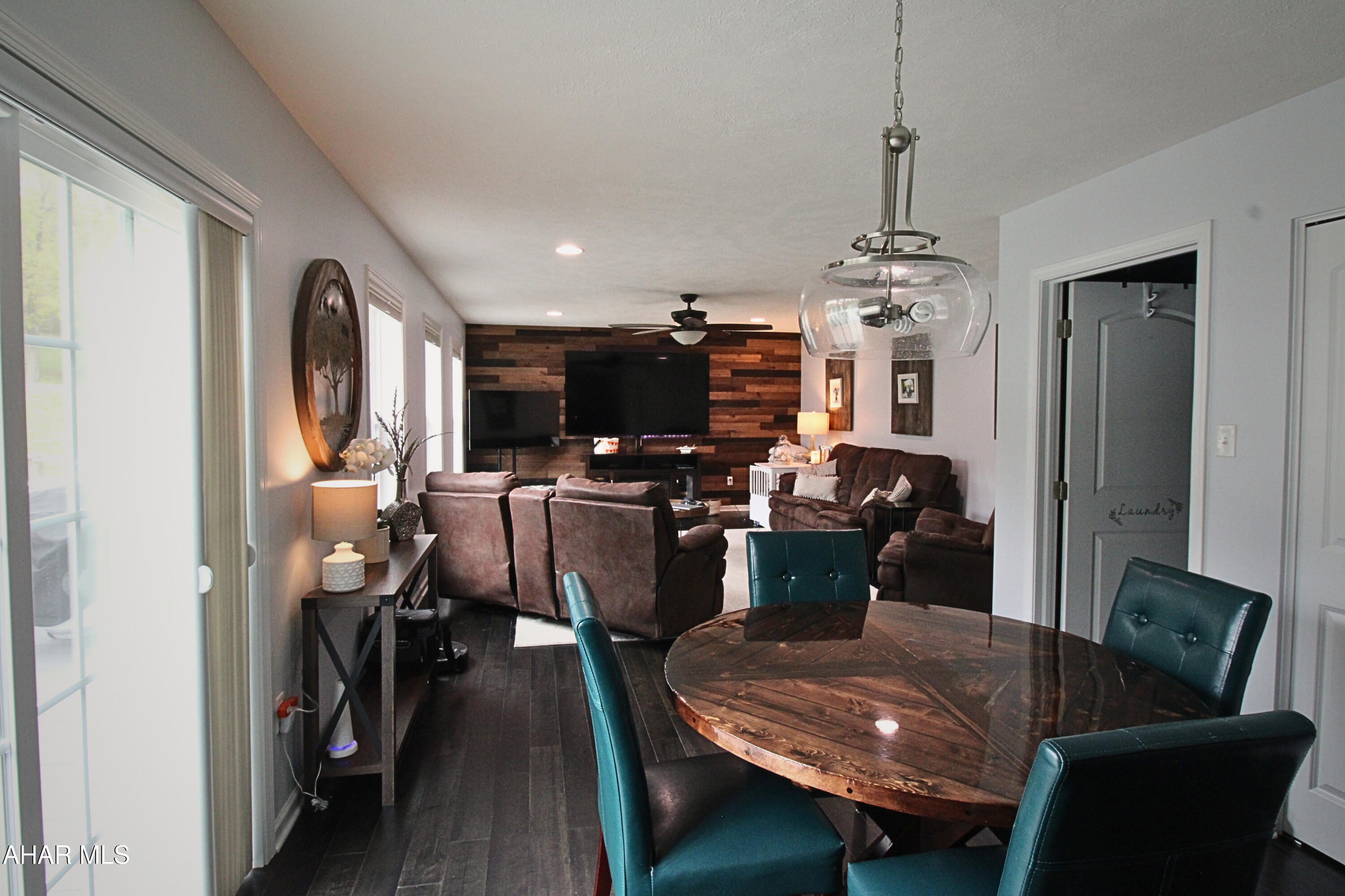 Rolling Hills - Residential